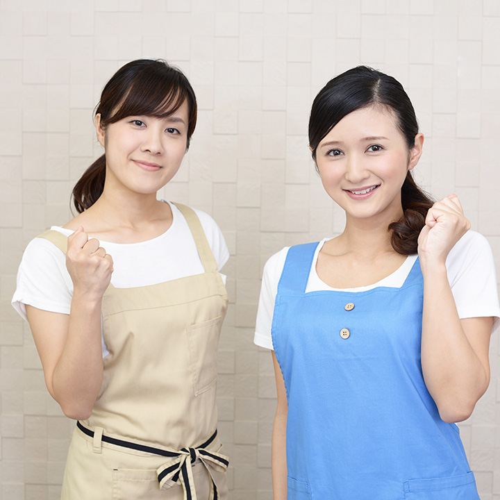 介護　女性 